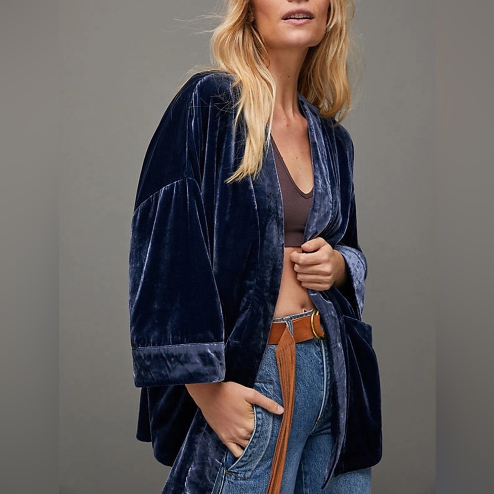 Ottod’Ame Essence Velvet Open Front Kimono Jacket Blue